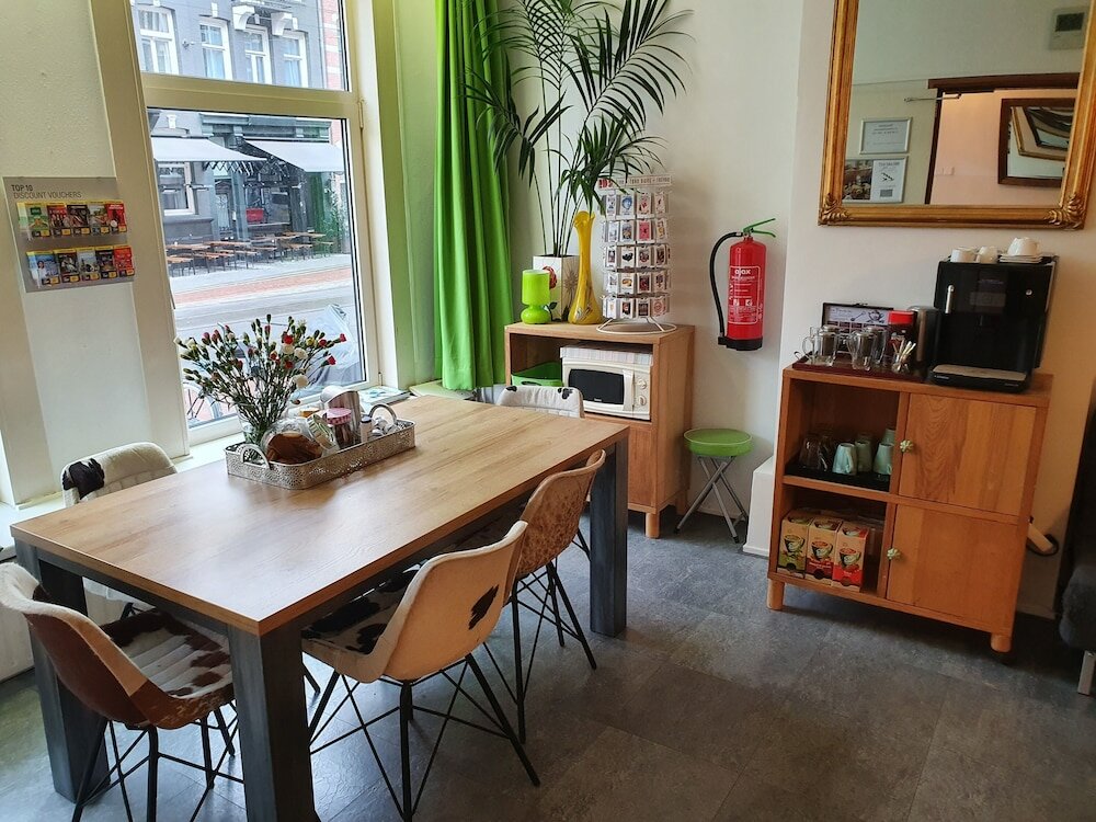 Фото Weber Hotel