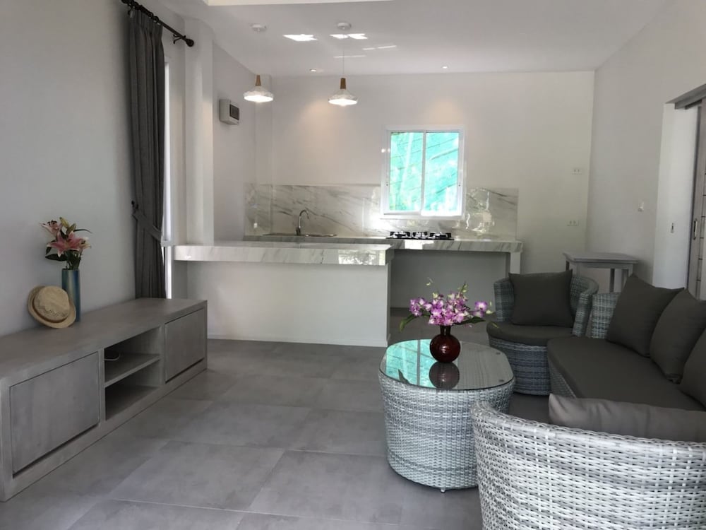 Фото Phalarn Inn Resort