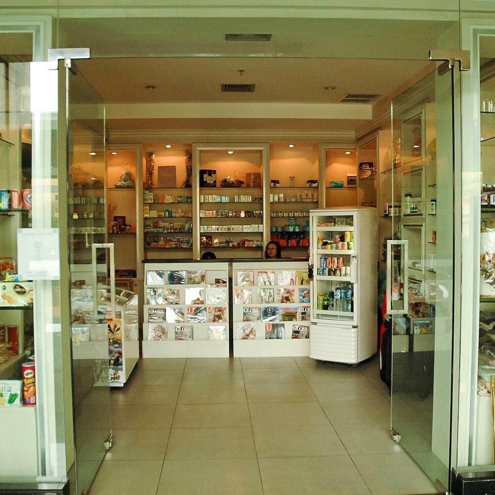 Фото Fm7 Resort Hotel Bandara Jakarta Airport