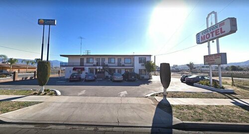 Гостиница Colton Motel
