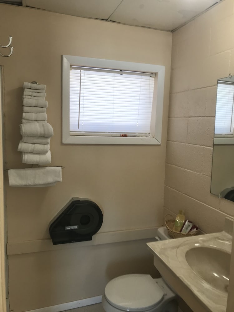 Фото Riverview Inn