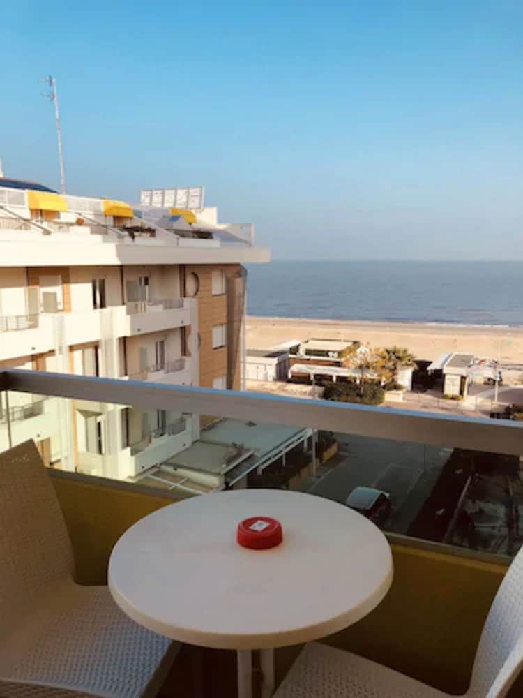 Фото Hotel Montecarlo