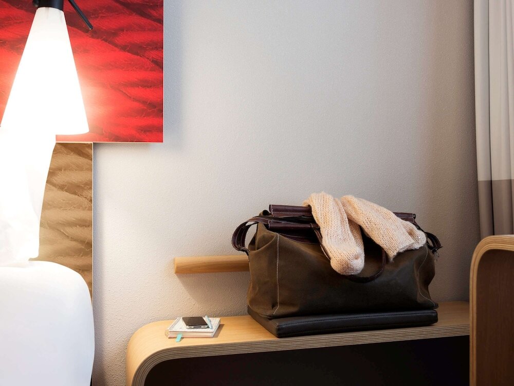 Фото Ibis Rotterdam City Centre