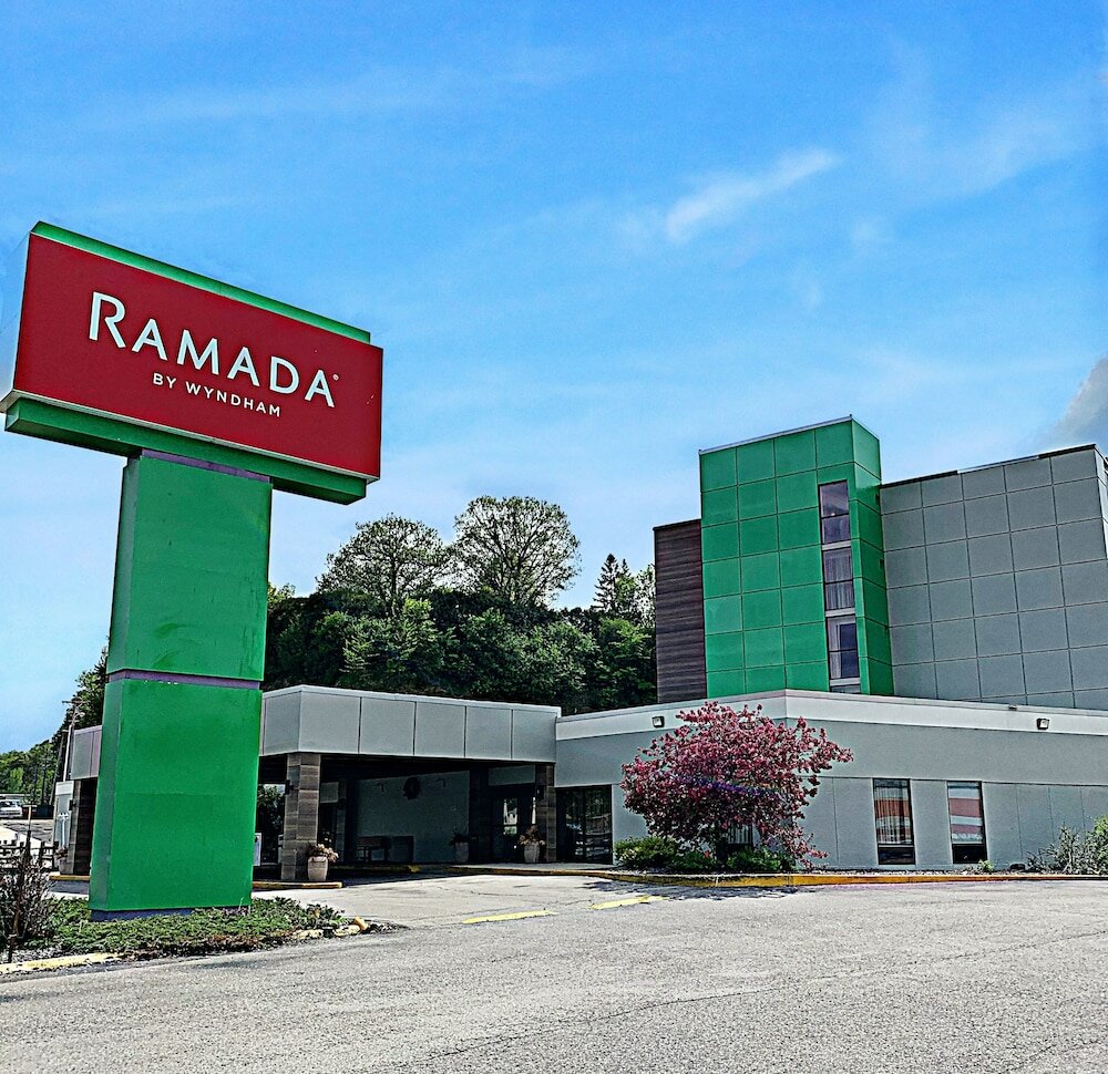 Фото Ramada by Wyndham Rochester Mayo Clinic Area