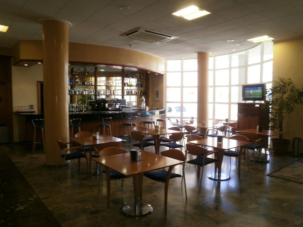 Фото Hotel Bartos