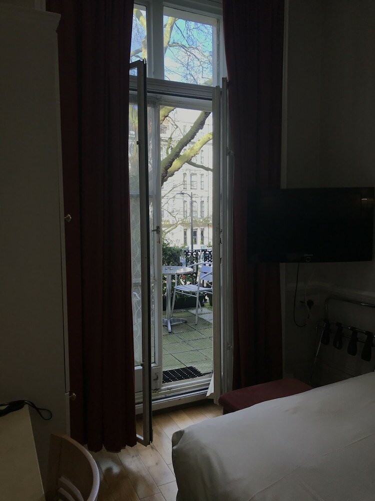 Фото Rhodes Hotel