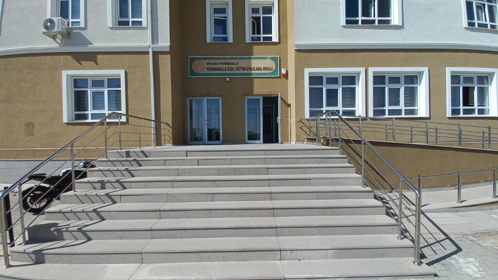 Educational center Yenimahalle Özel Gönüller Halk Eğitim Merkezi, Ankara, photo