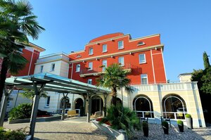 Гостиница Hotel Master в Брешиа