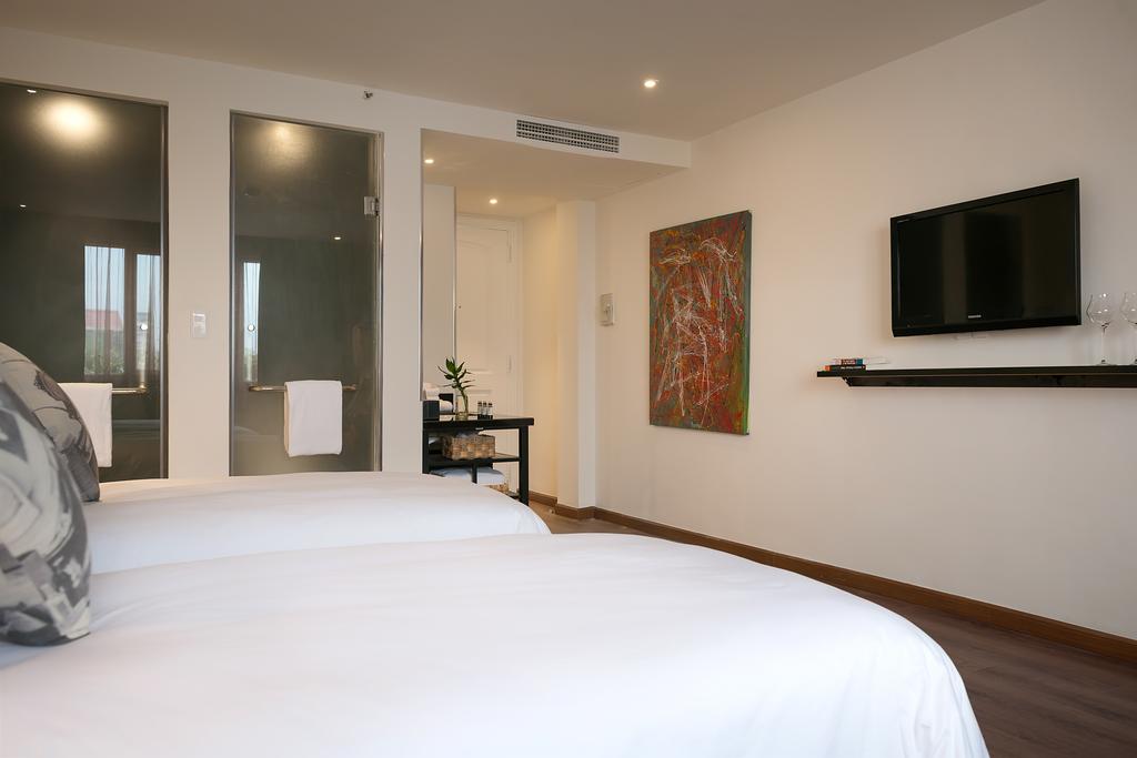 Фото C Central Hotel