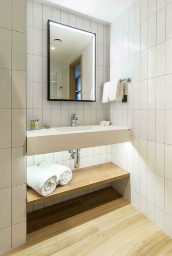 Гостиница Hilton Garden Inn Bucharest Airport в Румынии