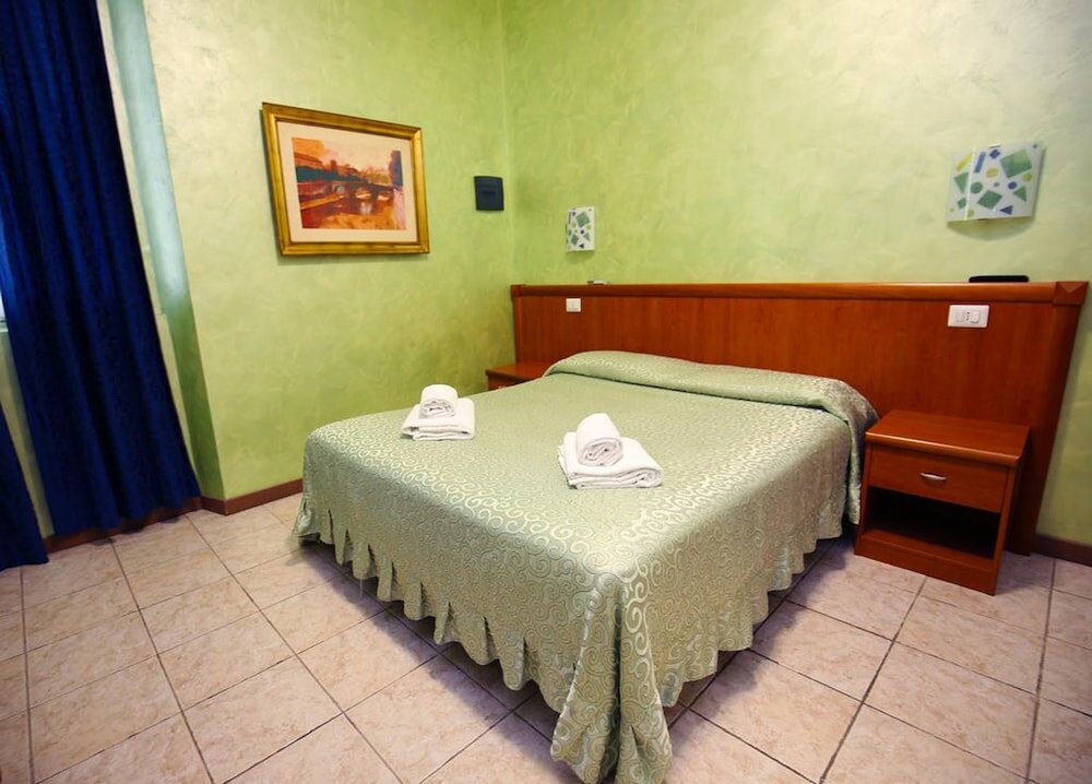 Фото Hotel Tokyo