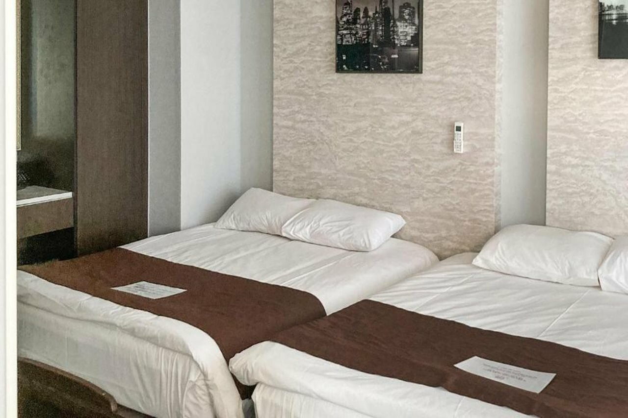 Фото GriffinBay Hotel