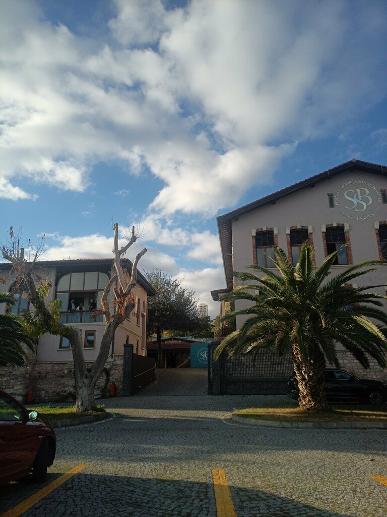 كلية تقنية Istanbul Health and Social Sciences Vocational School ، اسطنبول، صورة