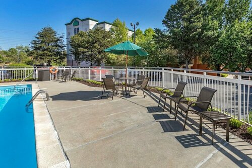 Гостиница Quality Inn Duluth - Atlanta Northeast