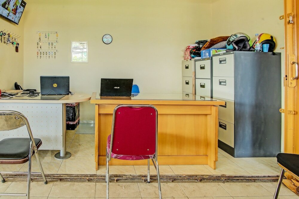 Фото Spot On 92141 Cahaya Kost Syariah