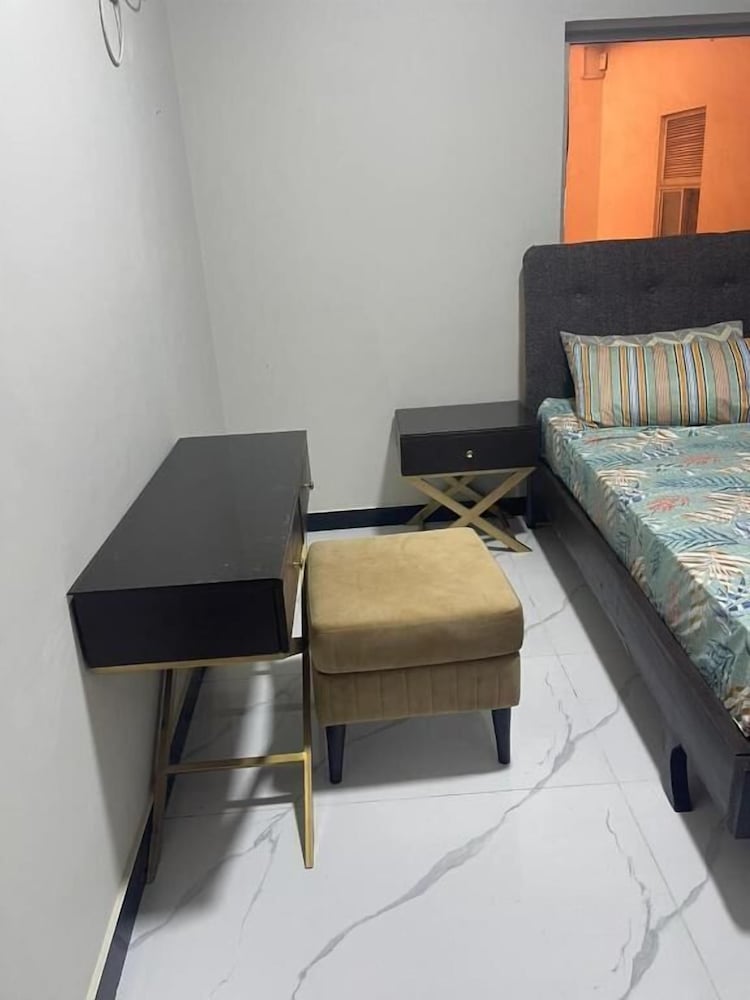 Фото Vorano Hotel Karachi