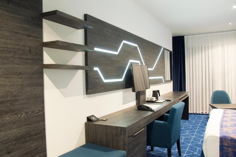 Фото отеля 4