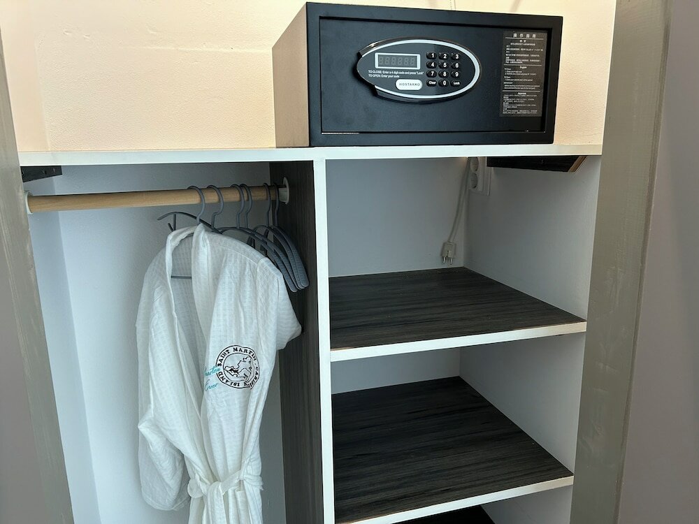 Фото Condostmaarten