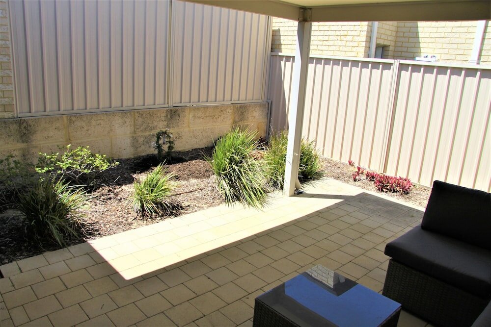 Фото Quinn's Beach Family Accommodation