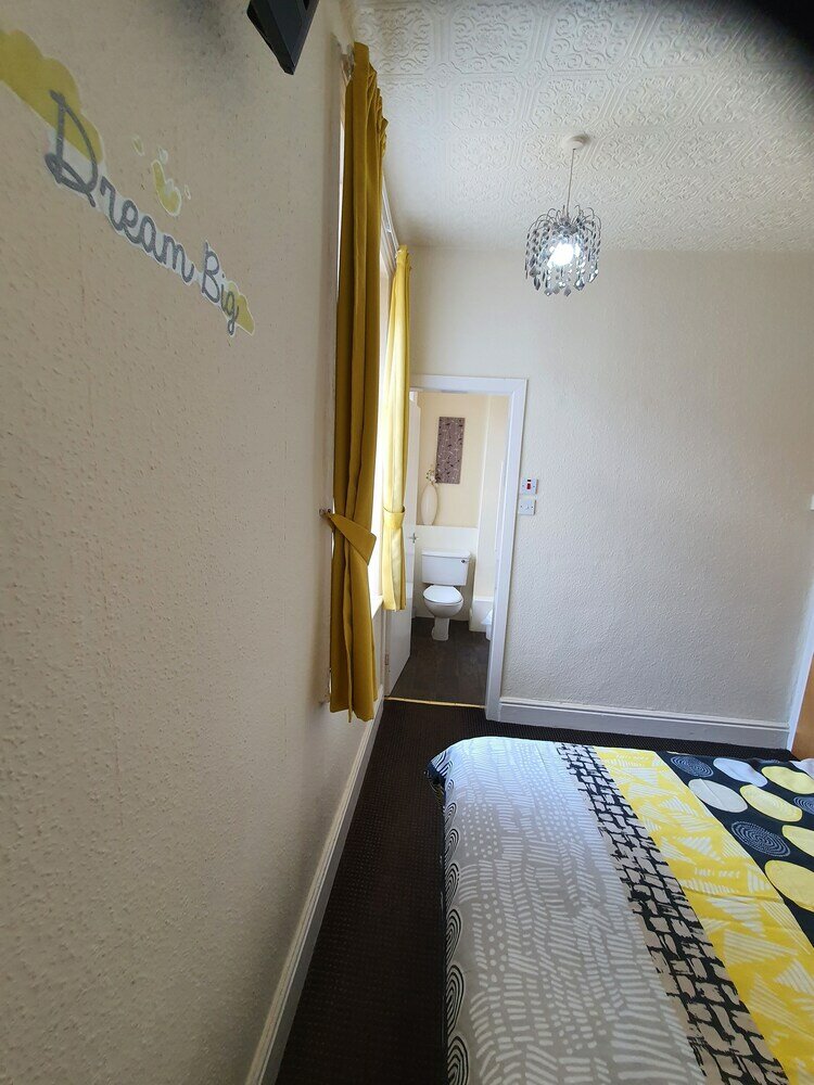 Фото Windsor House Hotel