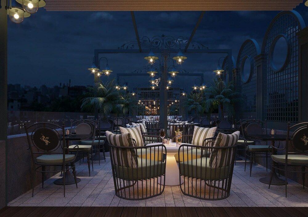 Фото Victor Metropolis Hotel & Rooftop Bar