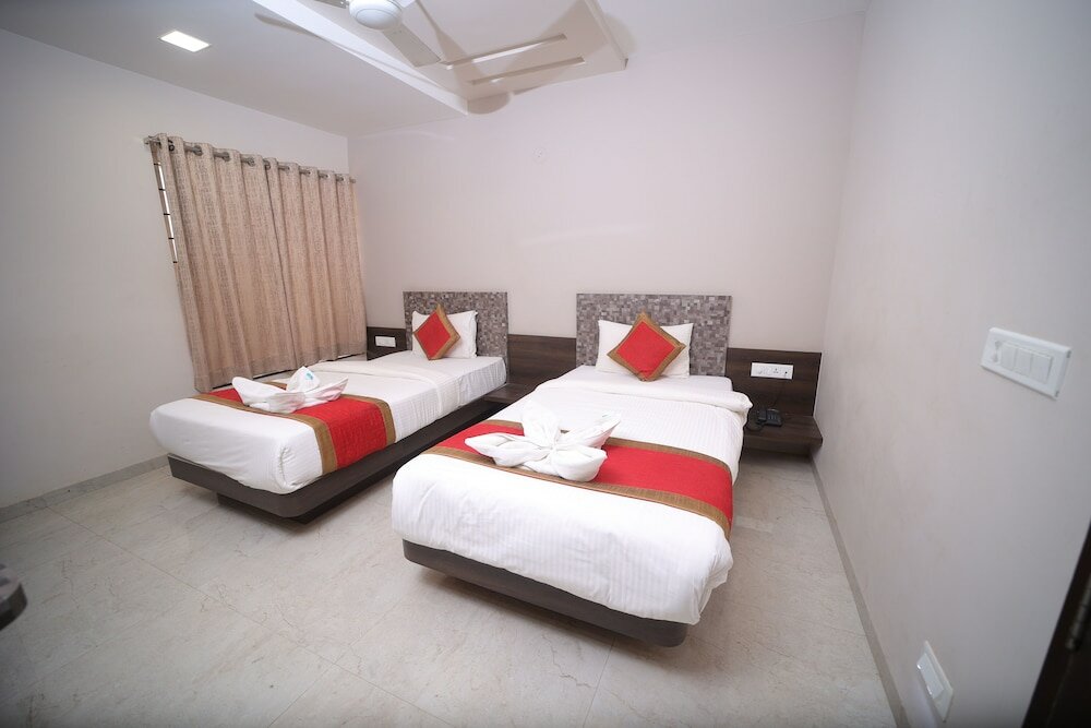 Фото Hotel Rahul Palace Belagavi