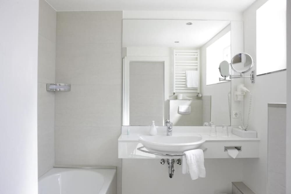 Фото Hotel Kirchspiels Gasthaus