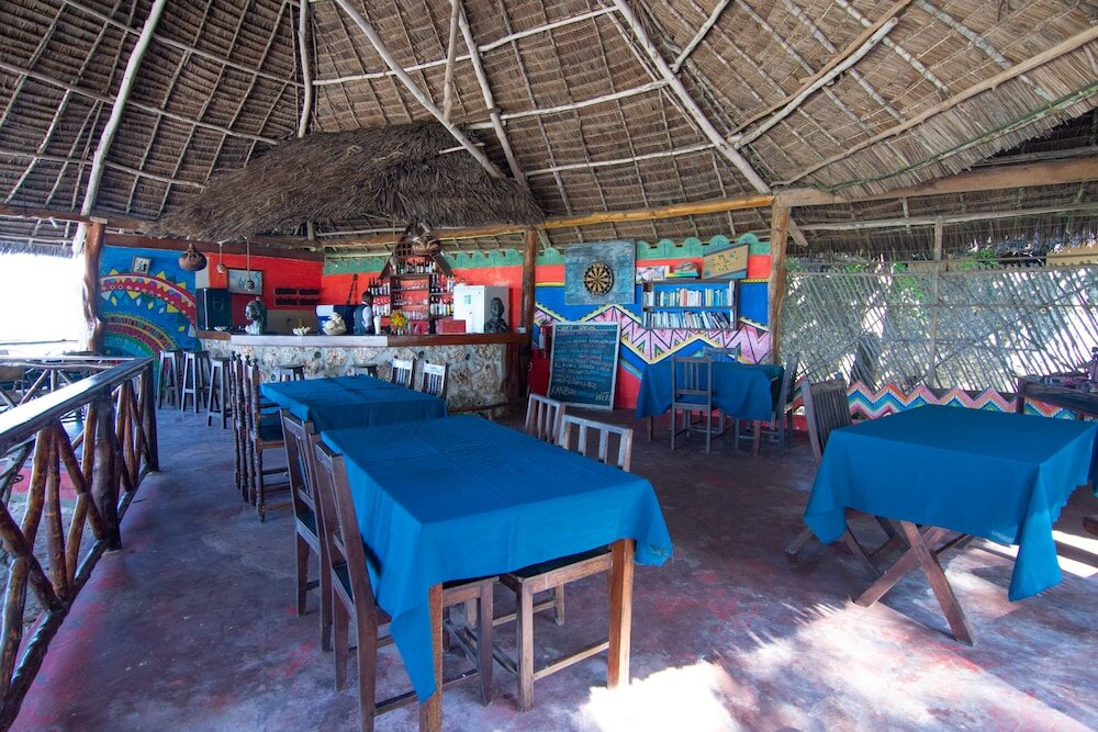 Фото Pakachi Beach Resort & Hotel