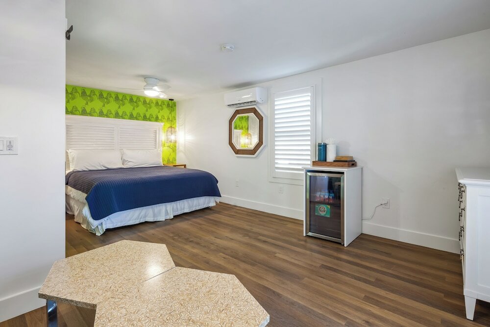 Фото Custom House Inn