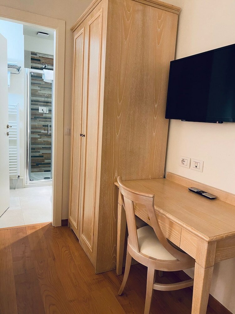 Фото Hotel Regina Elena 57