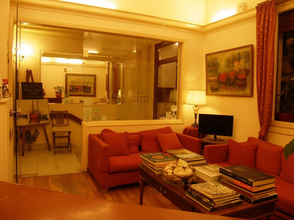 Фото Art Gallery Hotel