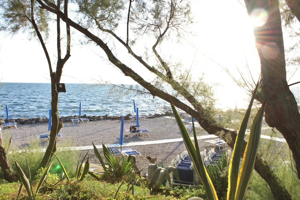 Фото Hotel Puntaquattroventi