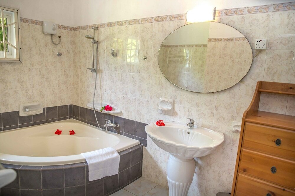 Фото The Orchard Holiday Home