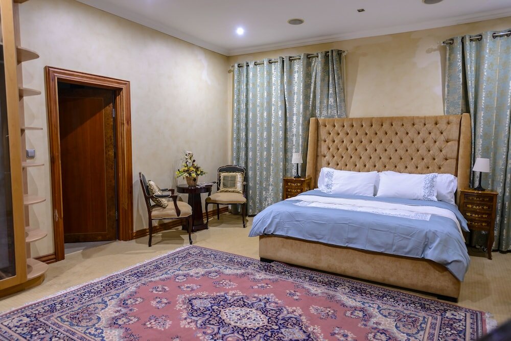 Фото Equestrian Royal Boutique Hotel & SPA