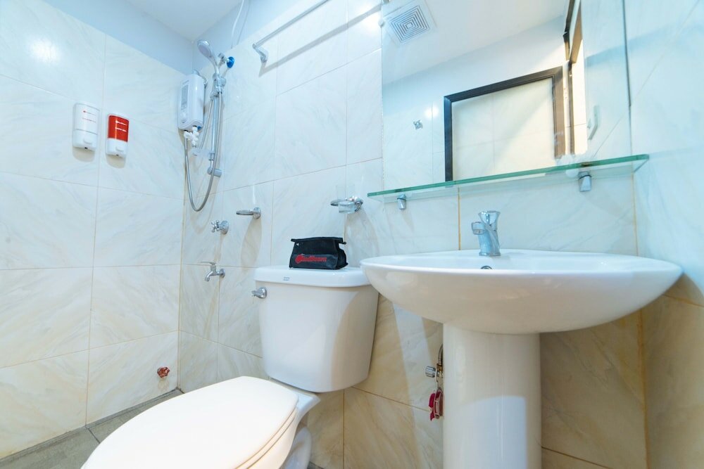 Фото RedDoorz near Notre Dame University Gensan