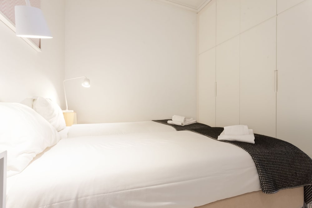 Фото Baixa Tile Blue Two-Bedroom Apartment - by Lu Holidays