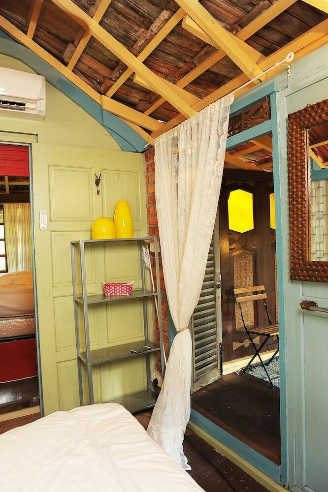 Фото Ellina's Staycation Classic House Kl