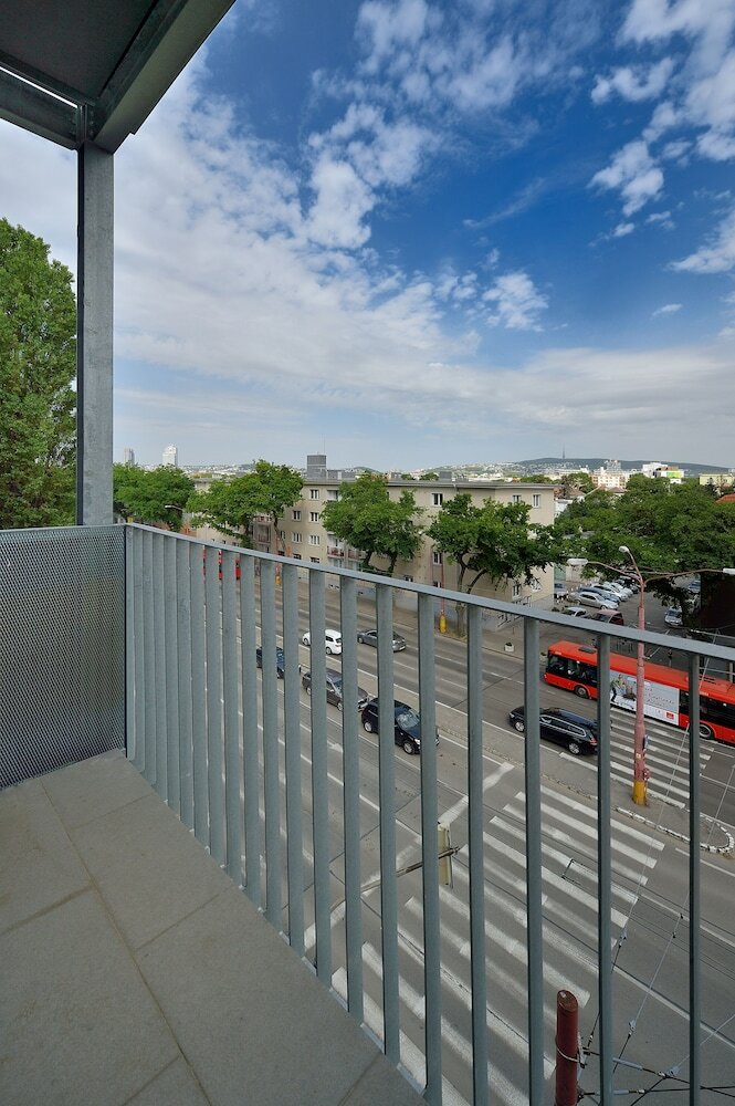 Фото Apollis Business & Budget by Ambiente