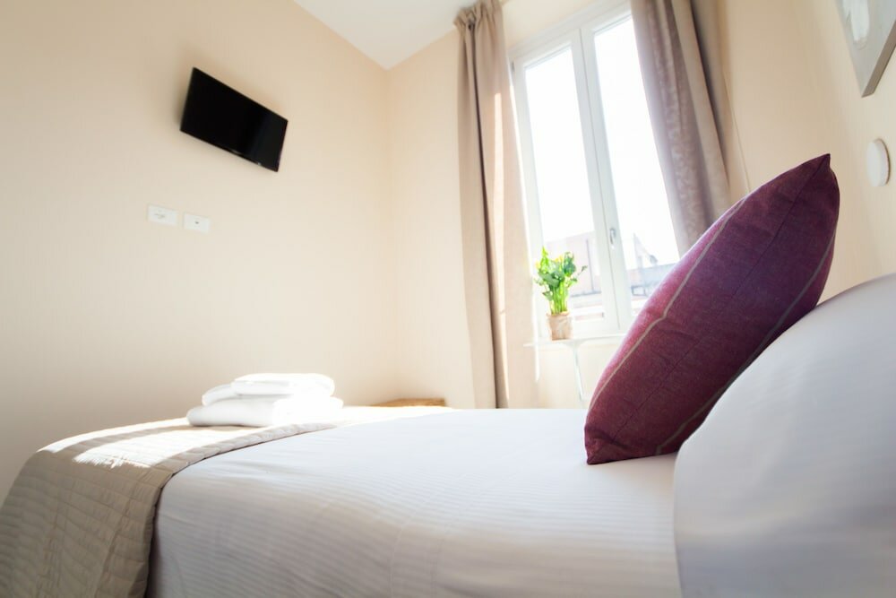 Фото Emily Rooms