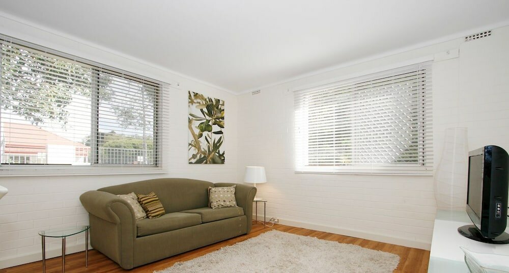 Фото Malibu Apartments