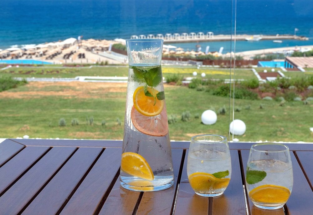 Фото Nana Princess Suites, Villas & SPA