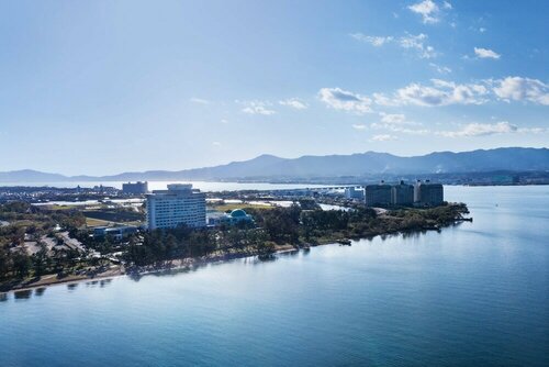 Гостиница Lake Biwa Marriott Hotel