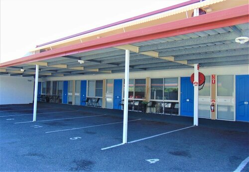 Гостиница Отель Rockhampton Court Motor Inn в Рокгемптоне