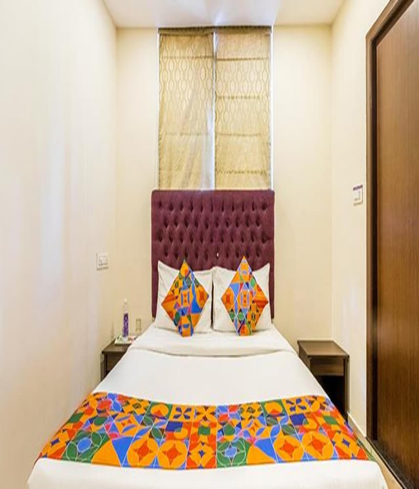 Фото Fabhotel Astra Suites Hsr Layout