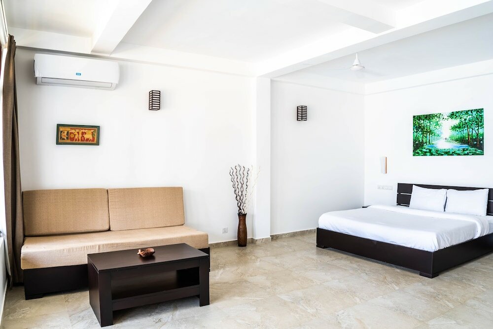 Фото Green Parrot Beach Resort