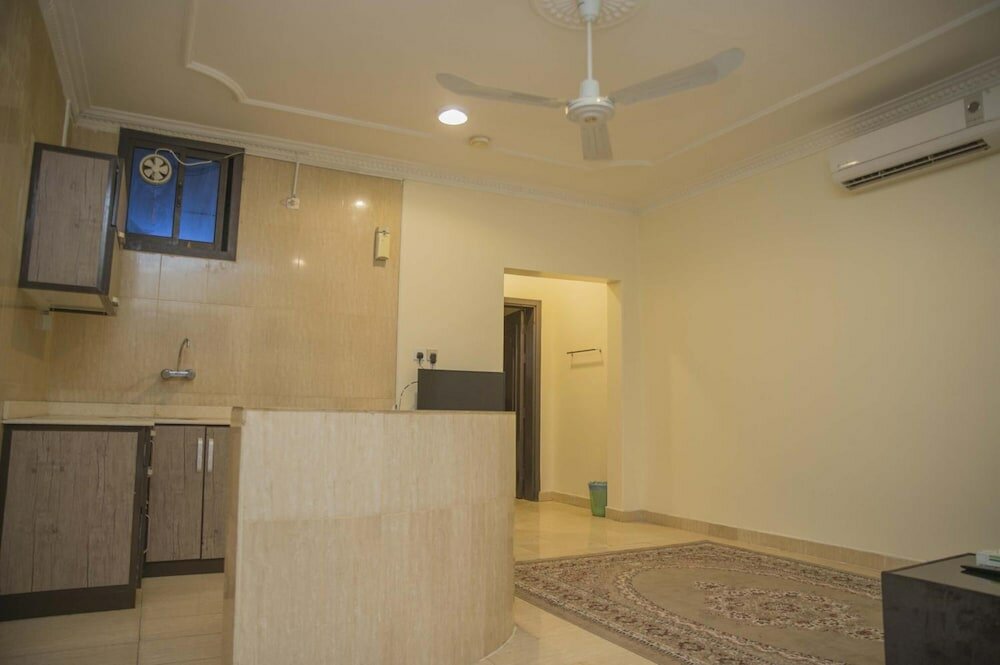 Фото Al Eairy Furnished Apartments Qassim 4