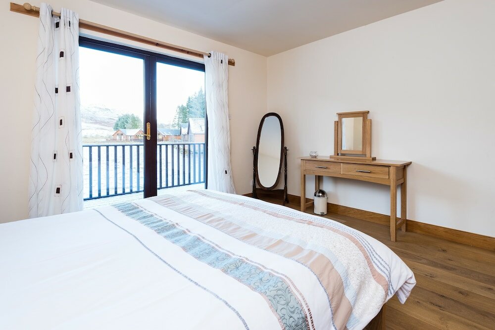 Фото Scottish Highland Lodge