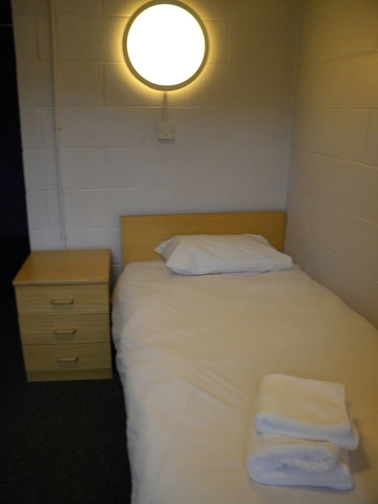 Фото Woolmanhill City Centre - Campus Accommodation