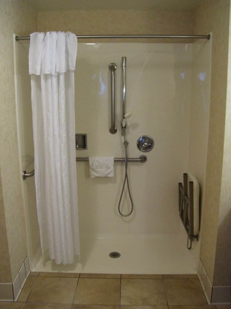 Фото Homewood Suites by Hilton Bakersfield