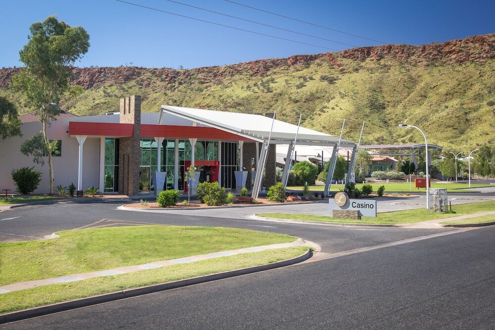 Фото Crowne Plaza Alice Springs Lasseters, an Ihg Hotel